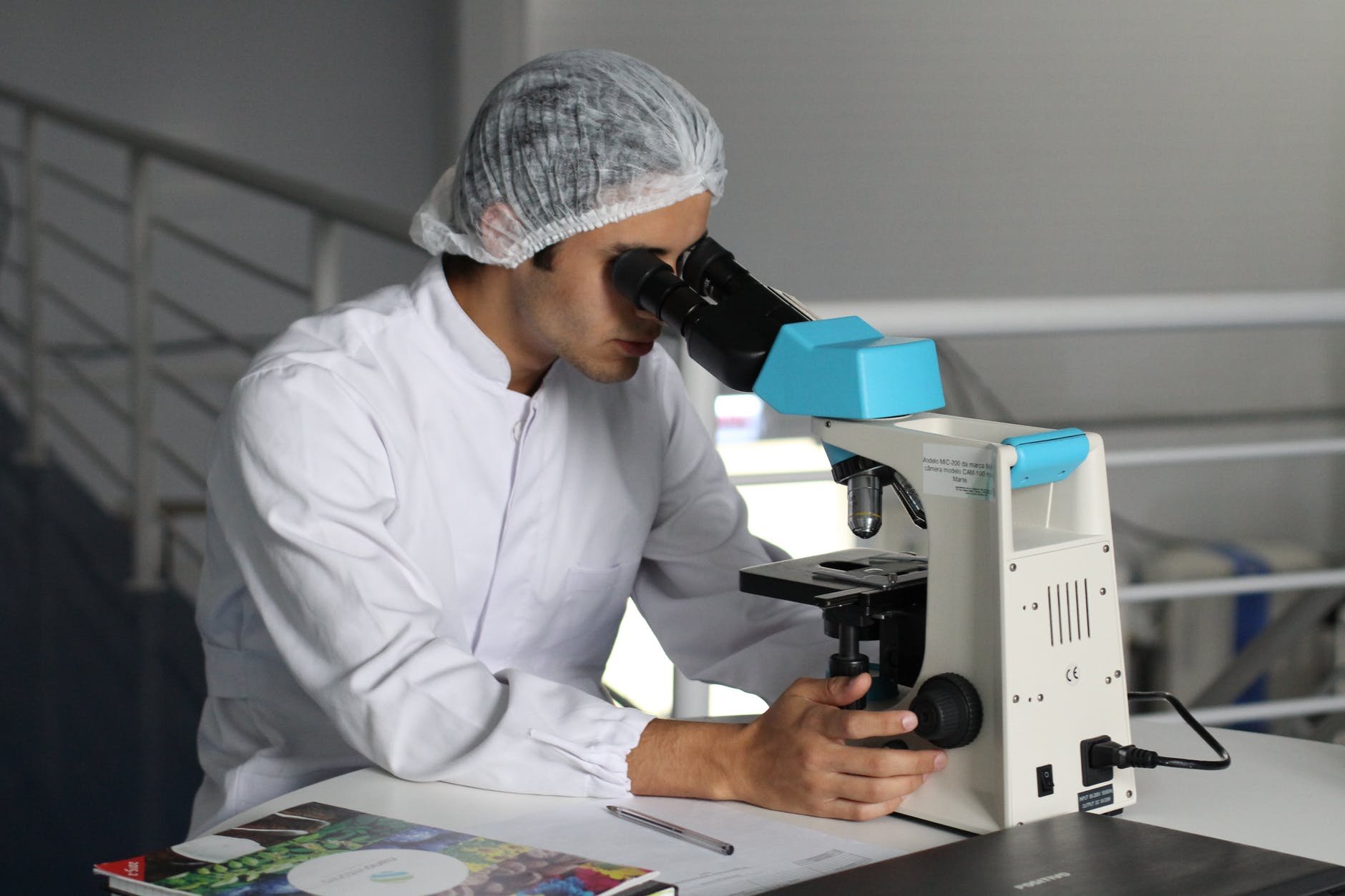 The STEM Scholarship Fund help students from low income and underrepresented households pursue a career in #Science #Technology #Engineering and #Mathematics