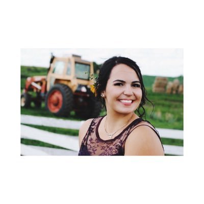 lhutskal67's profile picture. •hippy✌️ •barrel racer🦄 •gypsy soul👣