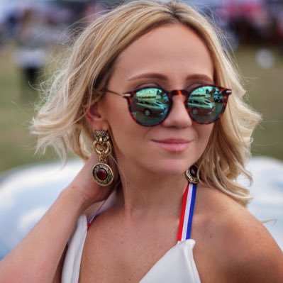 theladyracer's profile picture. Instagram: @theladyracer 😉 🗺World explorer 🏎Car lover 🎼Music 📽Movies