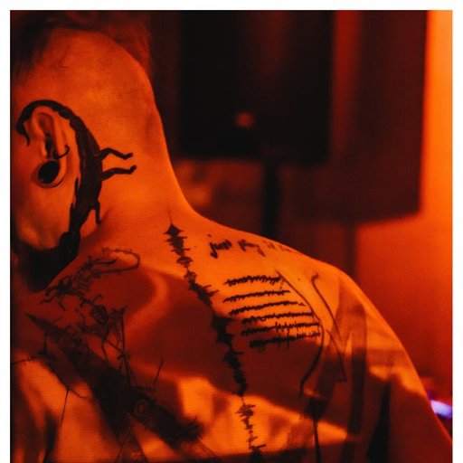 making love to a vampire with a monkey on my knee #soundart : #noize : #industrial https://t.co/2hLh8g1KU7 https://t.co/CcI3ODdk9f