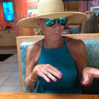 REBEL ROBIN ™️ (@rockinnrobino) 's Twitter Profile