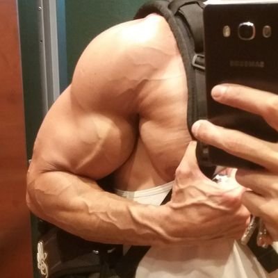 Pain__Panic's profile picture. Solo estoy aquí porque tengo debilidad por los farloperos puteros.