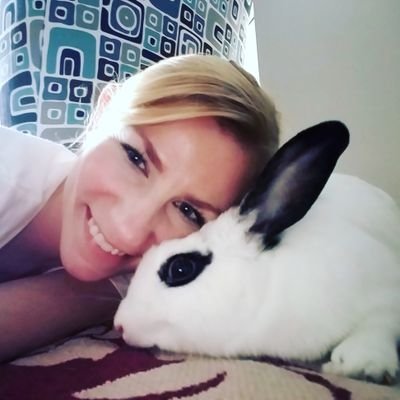 Hi! I own bunnies. 🐇 
Development Communications Coordinator for @eastersealsSWIN