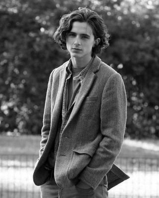 This is a fan account dedicated to the handsome and amazing @realchalamet 💖✨🌻
