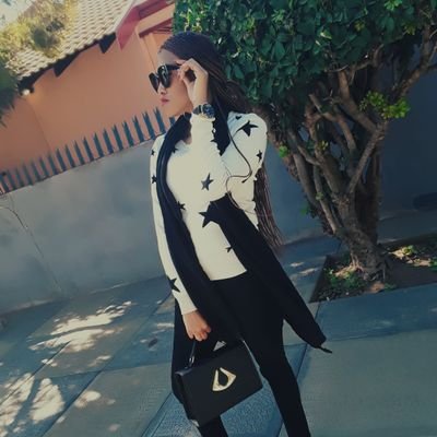 M32Mpho's profile picture. capricorn,Lover of life, mother ,sister, 
daughter of the most high.The annointed one,up coming 
make Up artist 👄💄