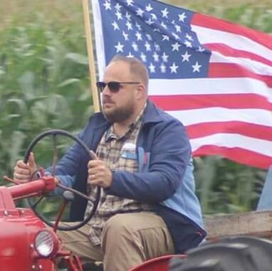 Campaigning for #NYS Assembly 147th District as a voice for small towns. 🇺🇸 🚜 🏫 📚🗽🏥🚸🚔🚒
#look4luke / tweets by volunteer team