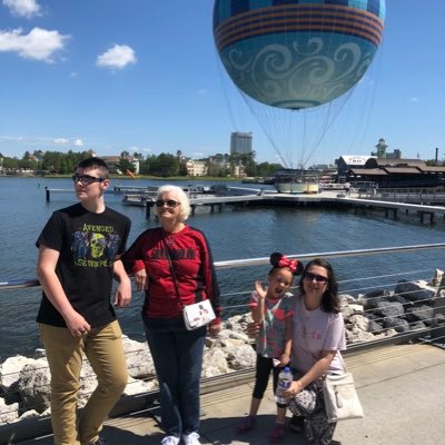 scrowe02_crowe's profile picture. just a mom and wife trying to do her best