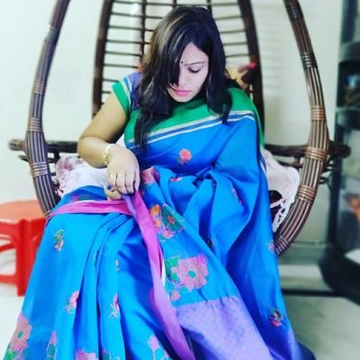 मैं सुनीता,जज़्बात लिखती हूँ,, कुछ अलग ढंग से हालात लिखती हूँ,, सोचती हूँ ज़िन्दगी को इतना... कविताओं में सवालात लिखती हूँ..