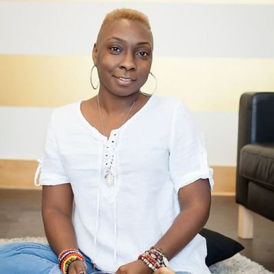 Certified Reiki Practitioner, Herbalist, lifestyle Coach, Speaker and owner of The Tè Spot tea company..