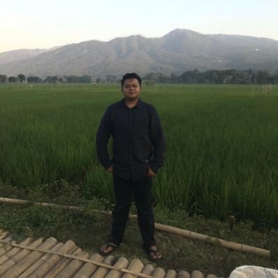 NetworksEngineer & Consultant. FoodsDetective^^ Work:MACOS,WINDOWS,LINUX,MIKROTIK,CISCO,ARUBA&UBIQUITI. DM for myservice or Plz CLICK: https://t.co/5jUgfchoEq