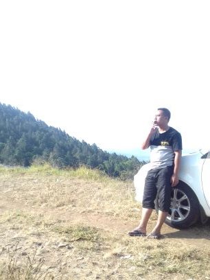 hendriana324's profile picture. tak kenal maka tak sayang 😉😇