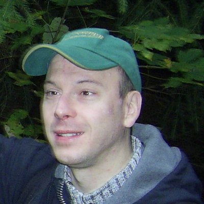 Funkamateur seit 1996.
...und immer noch dabei wie am ersten Tag!
Vy 73 es gd DX, Tom