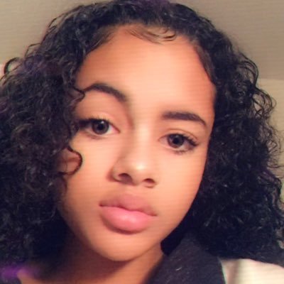 diamondrosee25's profile picture. add me on snap @diamondrosee25