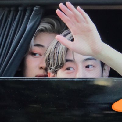 jubjangziiboom's profile picture. GOT7 🖤 #แอคไว้ขายของ #รับกดบัตร