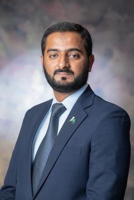 TahirKh98094004's profile picture. 