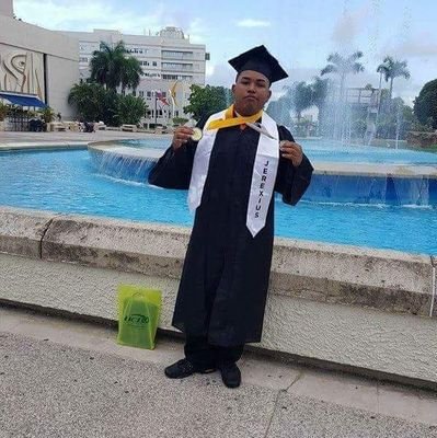19 años
Soltero