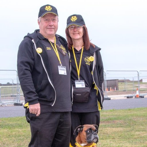 Married with 1 son & 2 Boxer dogs Rosie Mai & Maddie. Volunteer for Therapy Dogs Nationwide.