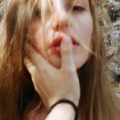 Yourproblems2's profile picture. я