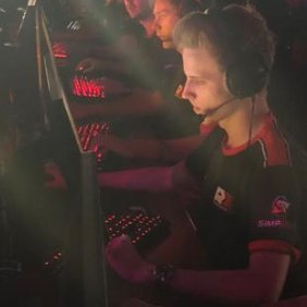 Founder of Helix Framework | E-sport ready gameservers.
Playing for @VaeVictisNL