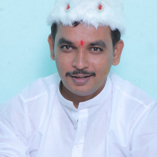 PandhrkarTushar's profile picture. LIVE....
LOVE....
LAUGH....
DREAM....