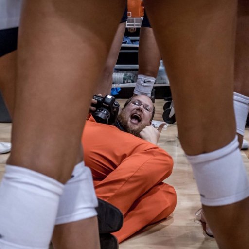 Director of 🏐 Ops for @IlliniVBall. Former @Huskers Creative Director. Scottish Lord by title. Establishing the Champaign branch of #OtherDutiesAsAssigned.
