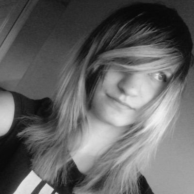 The Blonde Emo Szaszorsolya2 Twitter