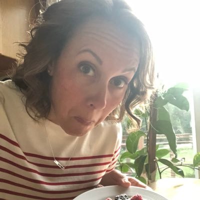 ottermama's profile picture. 