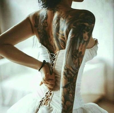 MadalinaB9's profile picture. 