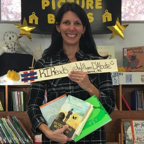 Teacher Librarian @ Alfred Lima E.S. Providence, R.I. Wife, mother, friend. Loves learning from others. Thankful, hopeful, joyful.