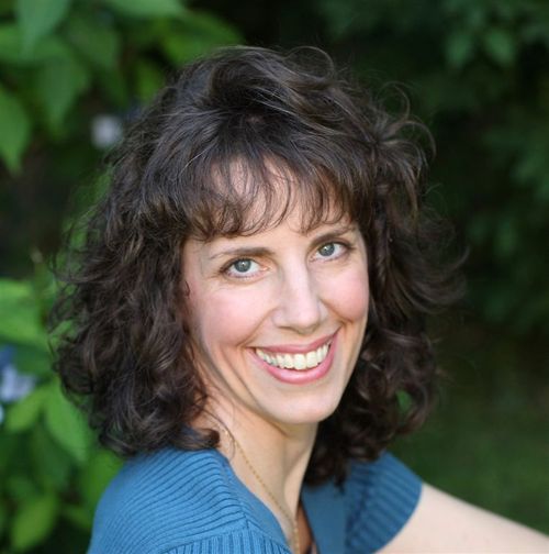 HeidiMcIndooRD's profile picture. Nutrition Expert-Writer-Spokesperson-Mom to 2 little ones-Food Lover-Author-Recipe Developer