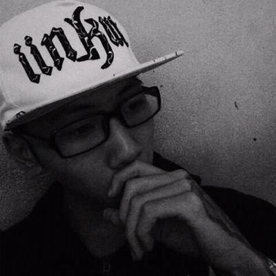 GG_ErrorlessYK's profile picture. -I am a blank folder, and my thoughts are a faulty device.
-You wonder about YK, that is 花ゆき and is YK the way I want to.