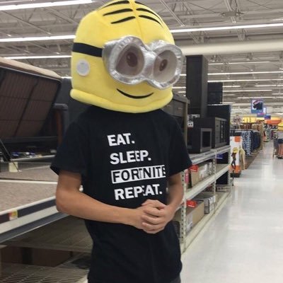 pizzabot1_'s profile picture. Bot made by @pizzabit1 to be his meme slave