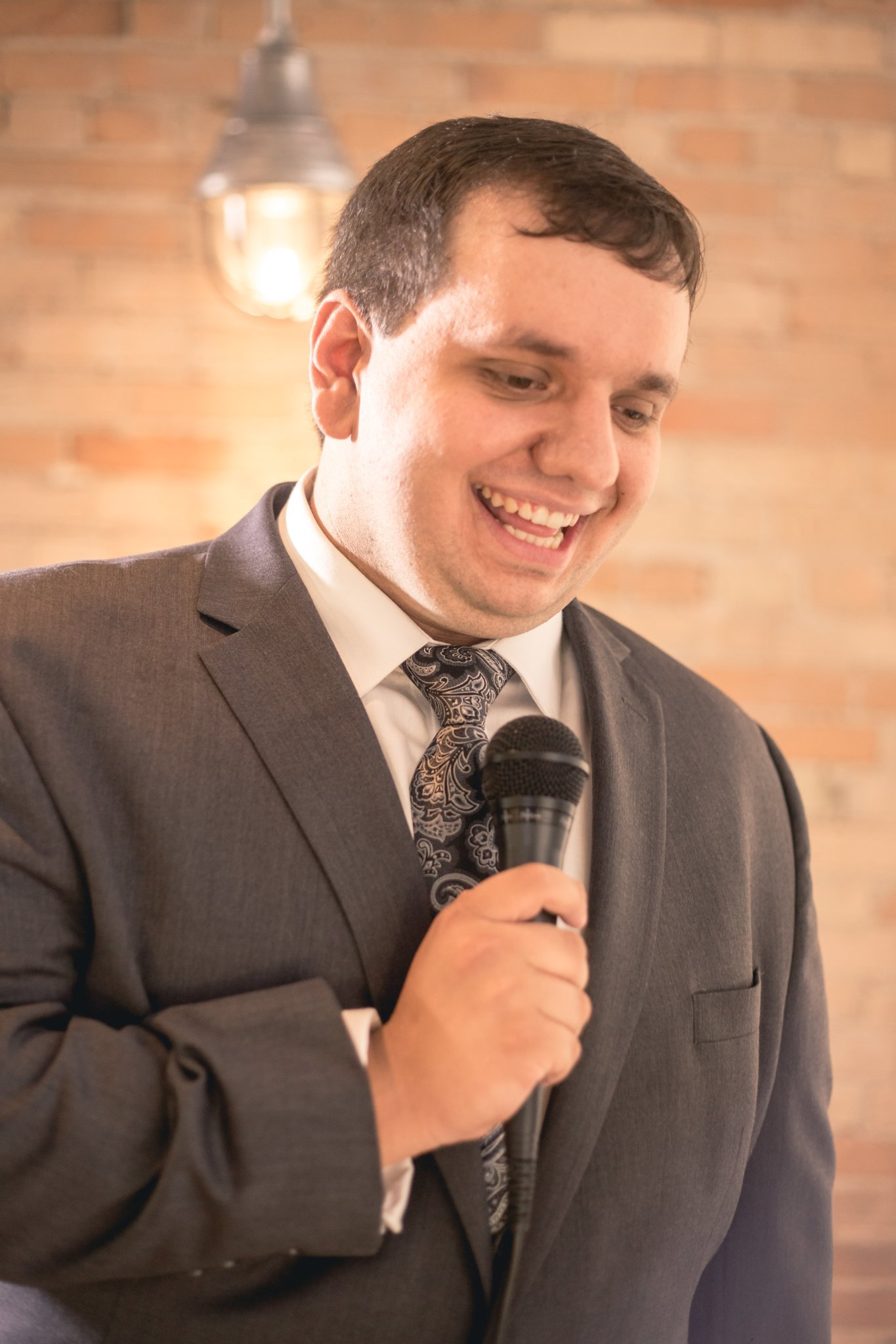 UnleashBrandon's profile picture. He/him | Amateur Comedian | Relationship Coach | Award-Winning Speaker | Aspiring Novelist | contact@brandonschiafone.com