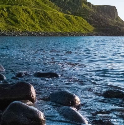 ‏ان شالله م تضيق الا بتفرج 👌🏻💚