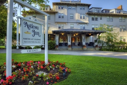 This coastal Inn, just steps from Acadia National Park, is the perfect resort for any event or getaway.