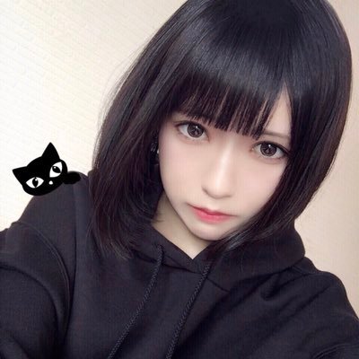 最初はフォロワー少ないと思うのでフォロワー100人ぐらいいる別垢でも晒します 時々アイドルも載せる