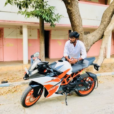 abijos1999's profile picture. #single🚶 #medico 💊 #bike lover😍 #backbencher😎