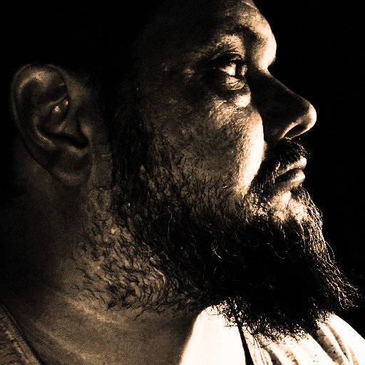 tchatelain's profile picture. ma liberté de penser@