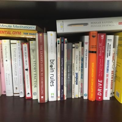 pensarrincon's profile picture. Observando, pensando y reflexionando sobre el mundo a mi alrededor. Escribo en español y también en inglés. Deal with it!