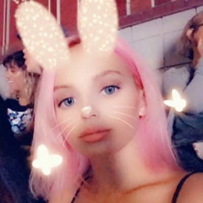 RileySuitor's profile picture. 💗🎀🌸💕👛💓