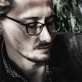 Jacob Spencer is an Oregon-based copywriter and content marketer specializing in helping businesses connect with customers through content online.