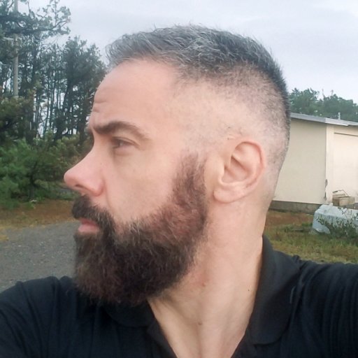 Hardcore hurricane chaser. Southern Californian. Part-time Mississippian. Righteous Bay Rat. The #HurricaneMan. Star of new TV series #MissionHurricane.