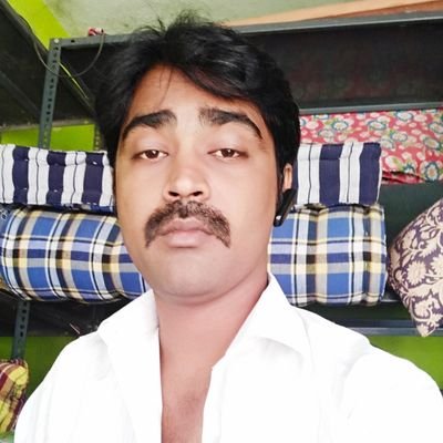 yaseen045's profile picture. 