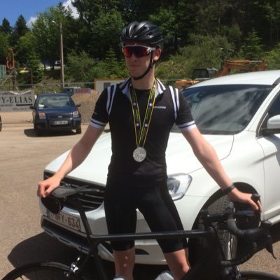 Marketeer @CodeKickBE / Gouden Dons 2014 / Fondo Cyclist and member of the board @ Forza Zillebeke