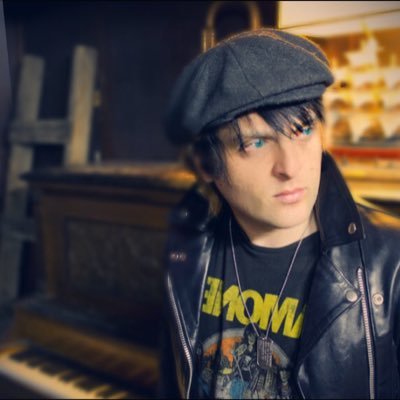 paulie_ru's profile picture. Music. Art. Tech. Gaming.