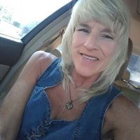 Donna Crow - @DonnaCrow12 Twitter Profile Photo