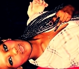 celamoraes's profile picture. 