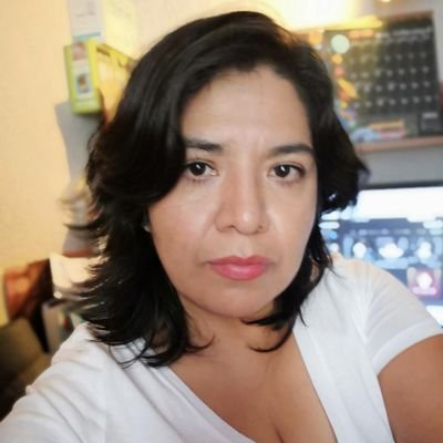 Reportera freelance desde siempre. Escribo en Líderes Mexicanos. Quiero más trabajo y para todo soy @adrinol. Me gustan los conciertos, el cine y el buen comer.