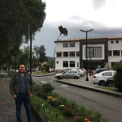 ronald_electric's profile picture. Ingeniero Eléctrico, ucuenca/

Los grandes logros no son hechos por la fuerza, sino por la perseverancia