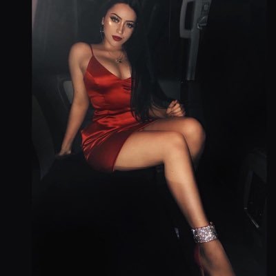 Soy Mujer & Tambien Soy Cabrona Y Que? Tweets Diario Para Las Mujeres Mas Cabronas & Chingonas ❥